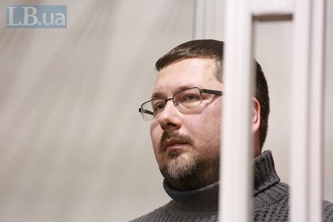 Подозреваемый в госизмене переводчик Гройсмана уволен из Кабмина 21 декабря, - СМИ