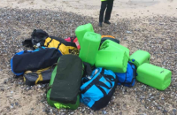 В Великобритании на берег выбросило 360 килограммов кокаина