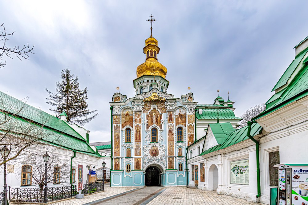 Східний фасад Троїцької надбрамної церкви