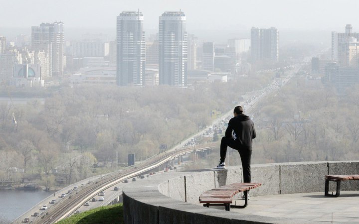 У Києві вкотре тимчасово погіршився стан повітря  