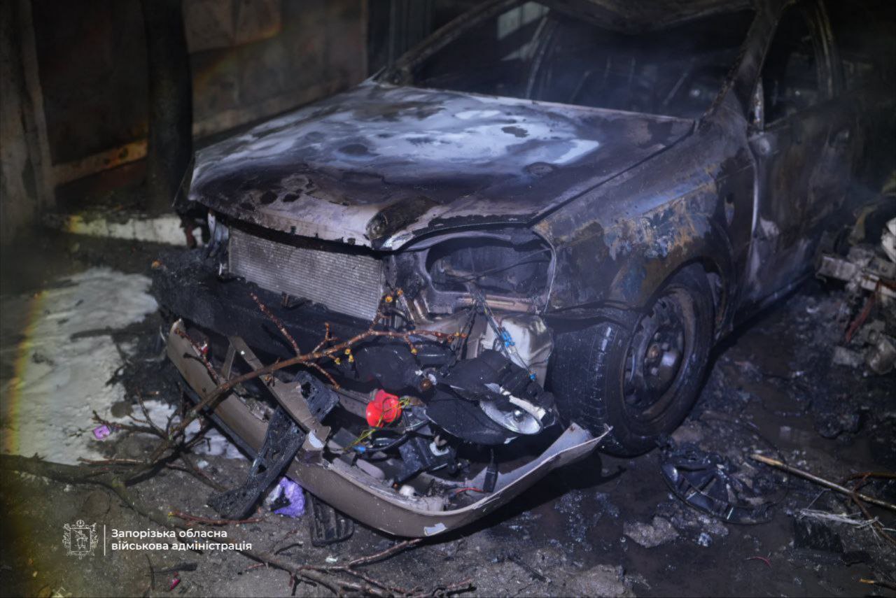 Наслідки російської атаки у Запоріжжі