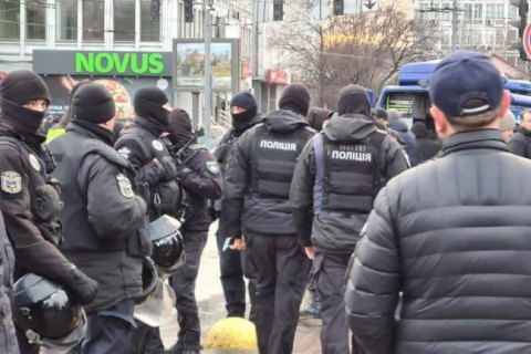 Поліція блокує площу біля Апеляційного суду з 5-ї ранку, - Геращенко