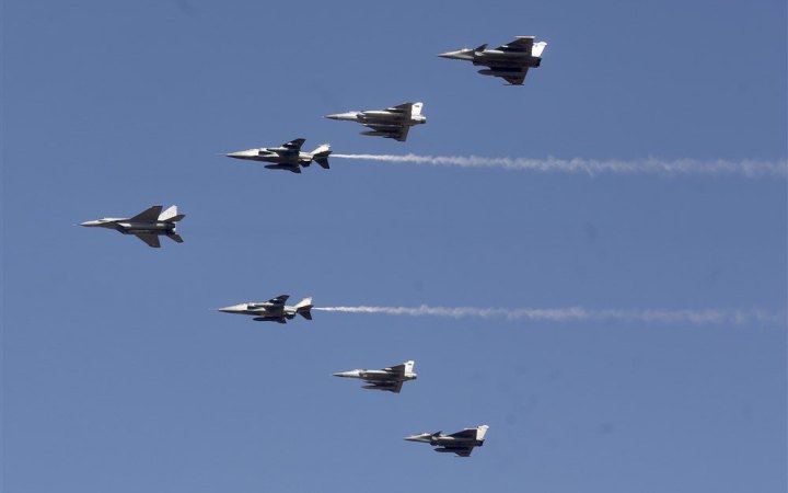 Україна веде переговори про флот з 250 нових літаків: Grippen, F-16 та Rafale