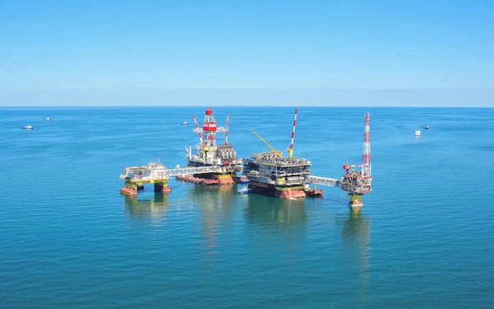 Джерела: СБУ вперше вдарила по нафтовидобувній платформі Росії в Каспійському морі 