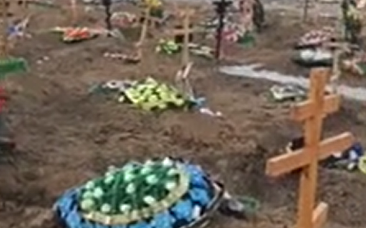 У Маріуполі виявили великий сектор нових могил