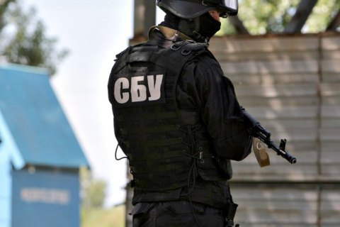 СБУ затримала трьох "телефонних терористів"