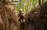 Тижнева кількість бойових зіткнень в Україні знизилася. Ворог найбільш активний на східних напрямках