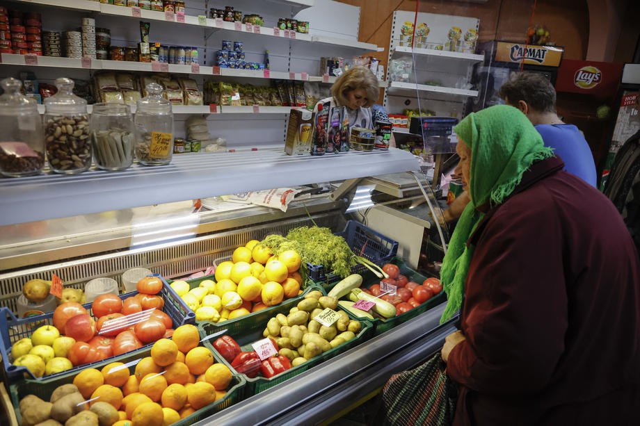 Ціни в Україні зростатимуть: що з продуктів харчування подорожчає найбільше 1