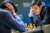 Гросмейстер з Узбекистану виграв Турнір претендентів і змагатиметься за шахову корону 