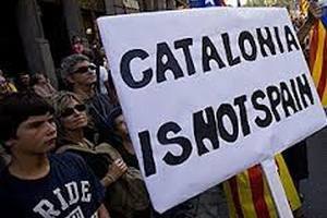 В Каталонии одобрили закон о референдуме об отделении от Испании