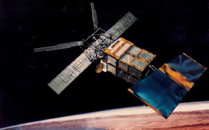 Британія скаржиться, що Росія щотижня намагається глушити її військові супутники