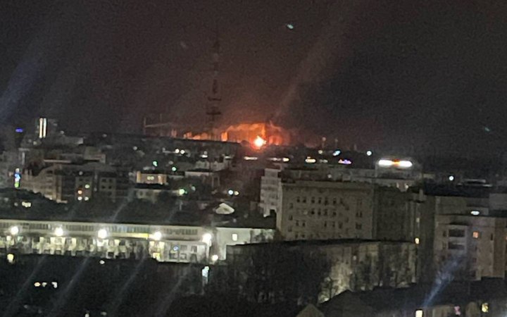 Безпілотники Сил оборони вдарили по одному з найбільших НПЗ у Ярославлі та хімзаводі в Череповці