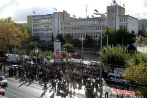 Греческая полиция штурмовала штаб-квартиру телерадиокомпании ERT