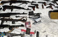 Викрили зловмисників, яке хотіли продати одну із найбільших партій “трофейної” зброї за час війни