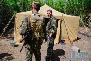 Террористы атаковали блокпост украинских военных в Луганской области
