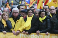 Пучдемон требует от Испании восстановить правительство Каталонии