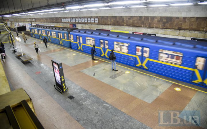 У Києві відновили рух на всіх гілках метрополітену