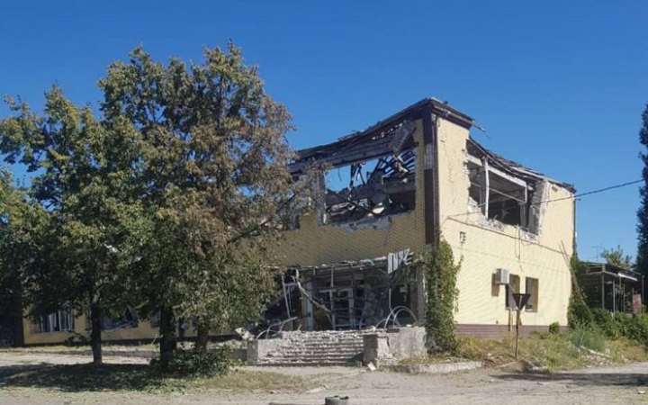 Окупанти обстріляли чотири райони Харківщини, є влучання у будівлю ветклініки