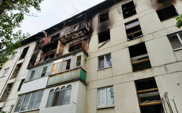 Багато руйнувань і четверо загиблих: окупанти без упину обстрілюють Луганщину