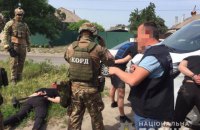 В трех областях Украины полиция задержала членов группировки, которые напали на семью предпринимателя 