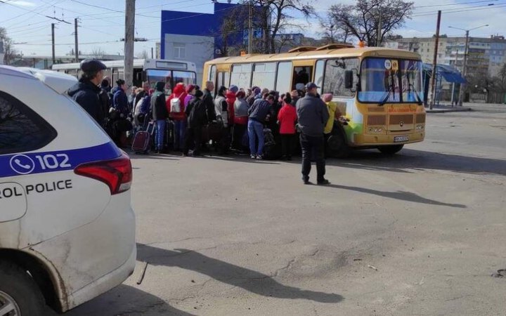 У п'ятницю зі сходу України евакуювали 6665 громадян