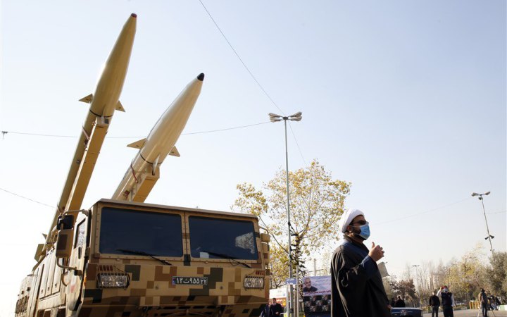 РФ планує закупити в Ірану балістичні ракети малої дальності, — WSJ