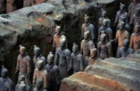 Археологи нашли 110 терракотовых воинов