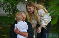 «Нарешті хлопці почнуть жити»: з полону після 40 місяців повернулися двоє братів – захисників Маріуполя