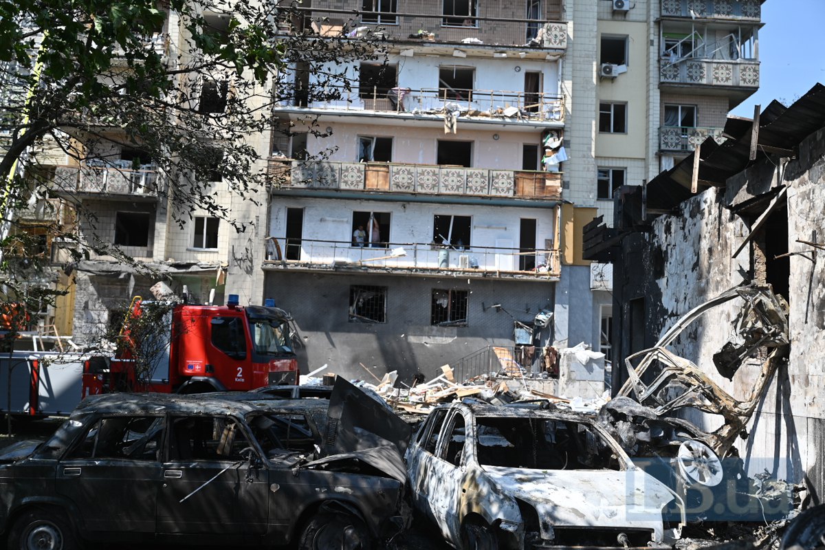 Наслідки обстрілу в Солом'янському районі Києва, 19 липня