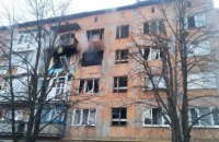 Унаслідок обстрілів Донеччини пошкоджені будинки і господарчі споруди, є загиблі і поранені
