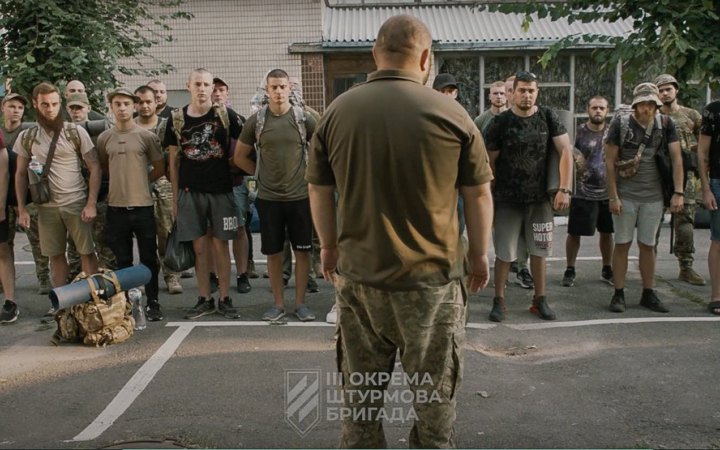 Генштаб: програму базової військової підготовки планують збільшити до 1,5 місяця