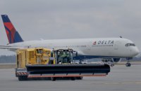 Трамп обіцяє розгорнути агентів ICE в аеропортах через кризу з фінансуванням охорони летовищ