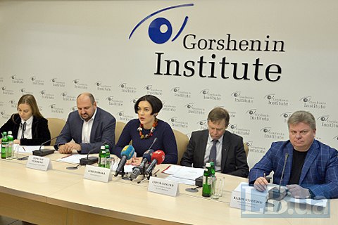 Порядок денний Верховної Ради на найближчу сесію та 2017 рік (відеоверсія круглого столу)