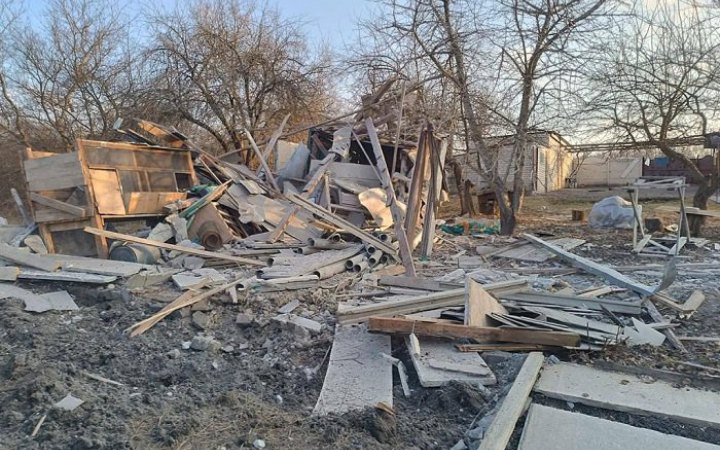 Унаслідок ворожих обстрілів прикордоння Харківщини пошкоджені будинки і лінії електропередач