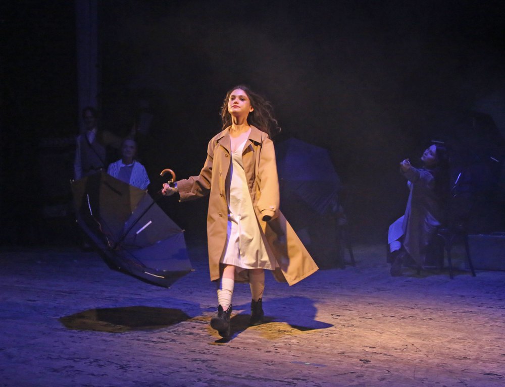 Одеський театр Василька, вистава «Нехай ніхто не плаче по мені». 