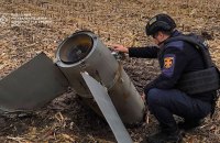 На Київщині фермер знайшов залишки російської ракети С-300 