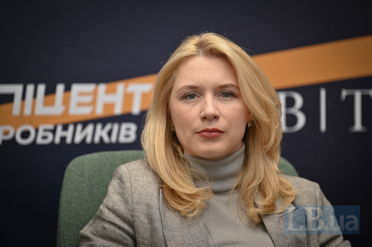  Юлія Жовтяк