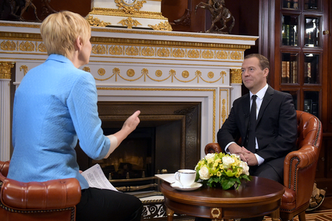 Медведев сравнил Украину с Югославией перед распадом