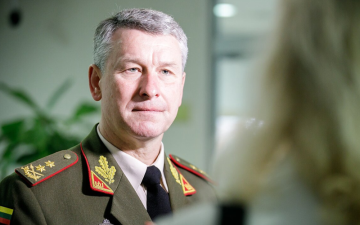 У Литві за звинуваченням у шахрайстві судитимуть екскомандувача армії
