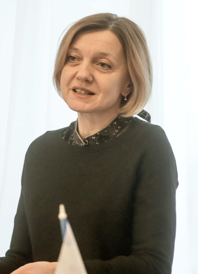 Олена Івановська