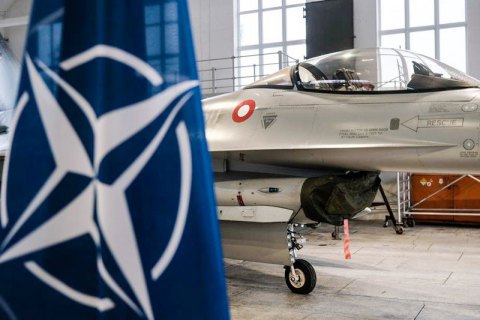 Министры обороны НАТО призвали Россию к немедленной деэскалации 