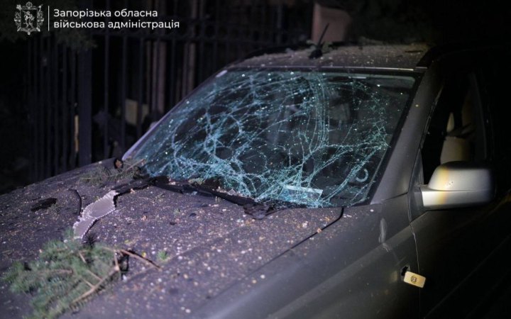 Росіяни атакували дронами житлові райони Запоріжжя (доповнено) 