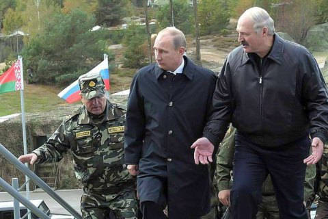 Лукашенко пообіцяв Путіну визнати "ЛДНР", - російські ЗМІ