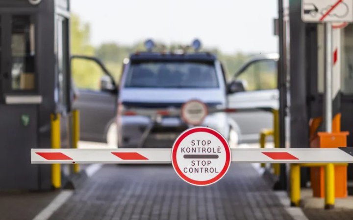 Білорусь втрачає ринки, експорт впав на 10%, — СЗРУ