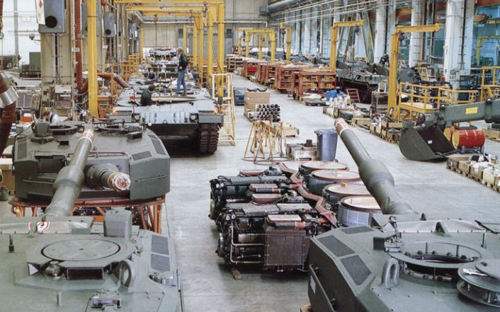 Німеччина планує купити танків і бойових броньованих машин на 25 мільярдів євро 