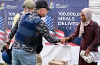 Віткофф відвідав центр розподілу гуманітарної допомоги у Смузі Гази