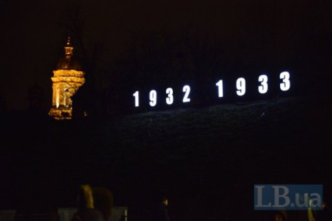Порошенко поручил провести в Киеве международный форум к годовщине Голодомора