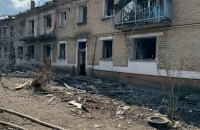 Ворог обстріляв Українськ на Донеччині, двоє поранених