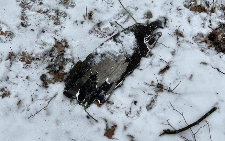 ​У Києві уламки ракети впали на територію музею Пирогів