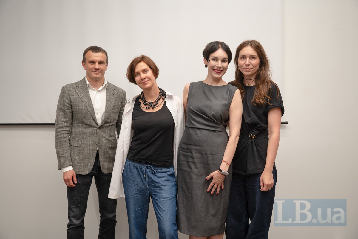 Сергій Устенко, Ксенія Білаш, Соня Кошкіна і Оксана Мамченкова 